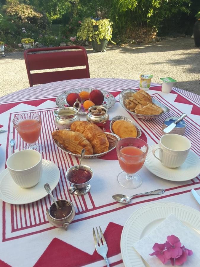 La Maison Des Thermes, Chambre D'Hote แซ็งต์ ภายนอก รูปภาพ